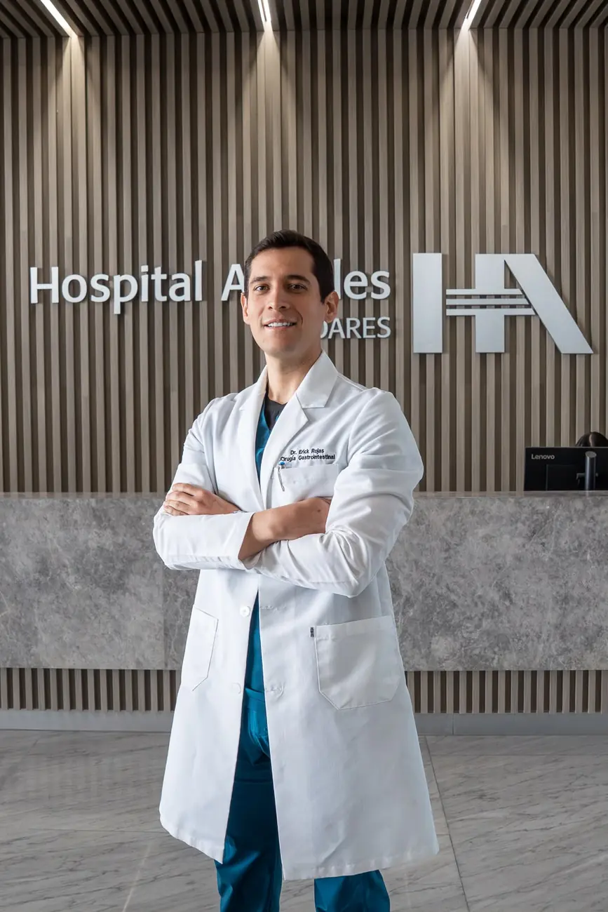 Dr. Erick Rojas, coloproctólogo en Zapopan — Dr. Erick Rojas, tratamiento de hemorroides con láser en Zapopan