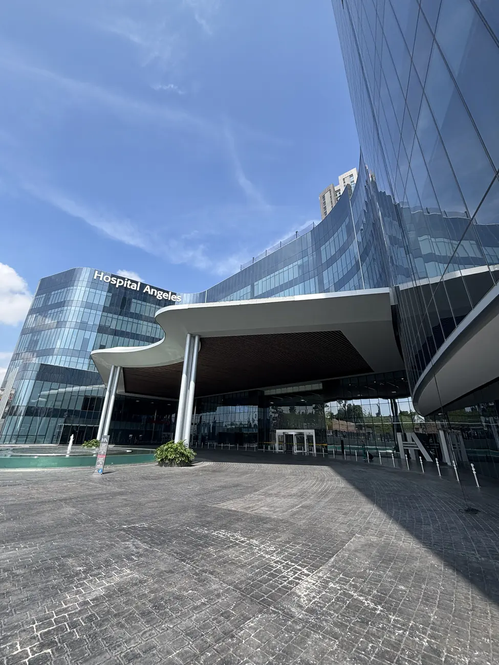 Hospital Ángeles Andares en Zapopan, consultorio del proctólogo Dr. Erick Rojas